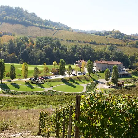 Reva Farm stay Monforte D'Alba