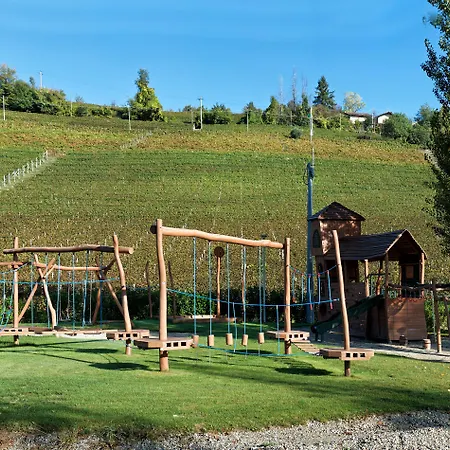 Reva Monforte D'Alba